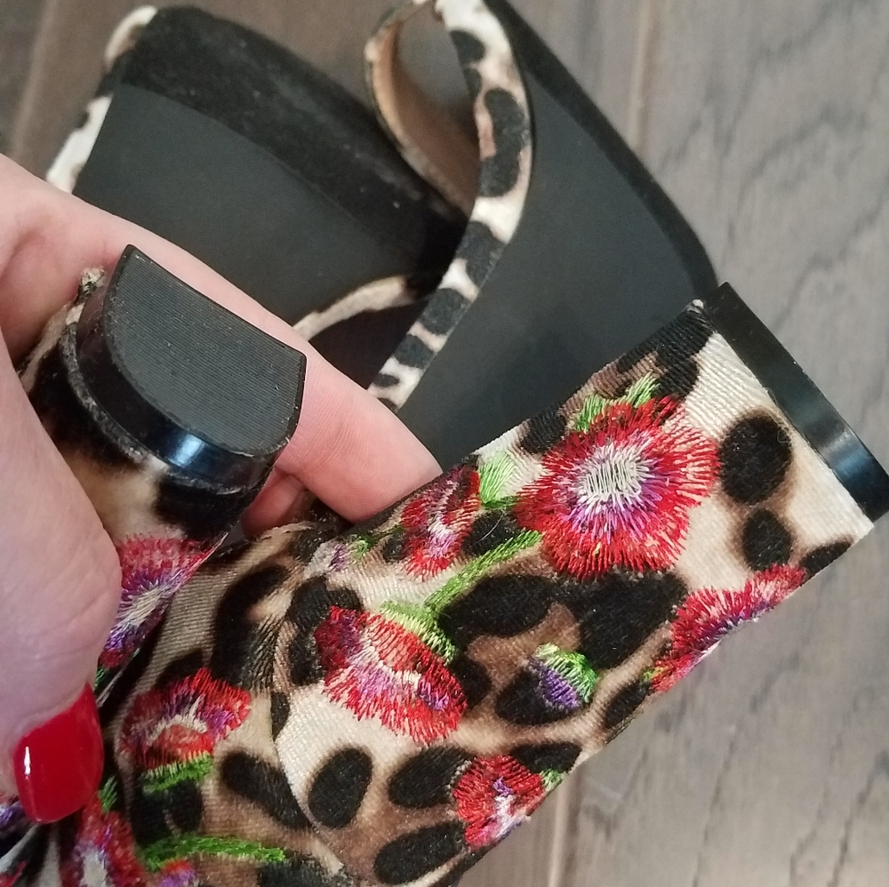 Madden Girl Leopard heels - Picture 4 of 4